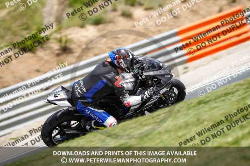 cadwell no limits trackday;cadwell park;cadwell park photographs;cadwell trackday photographs;enduro digital images;event digital images;eventdigitalimages;navarra;no limits trackdays;peter wileman photography;racing digital images;trackday digital images;trackday photos